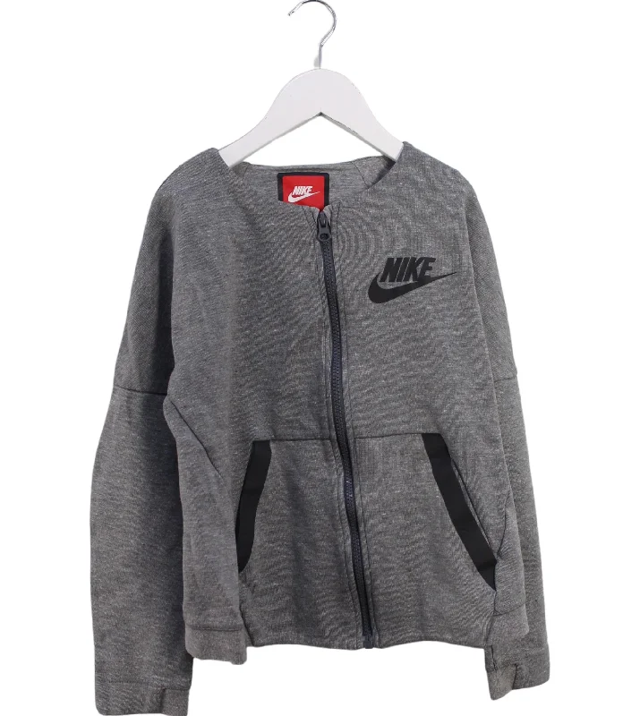 Nike Lightweight Jacket 10Y (145cm)